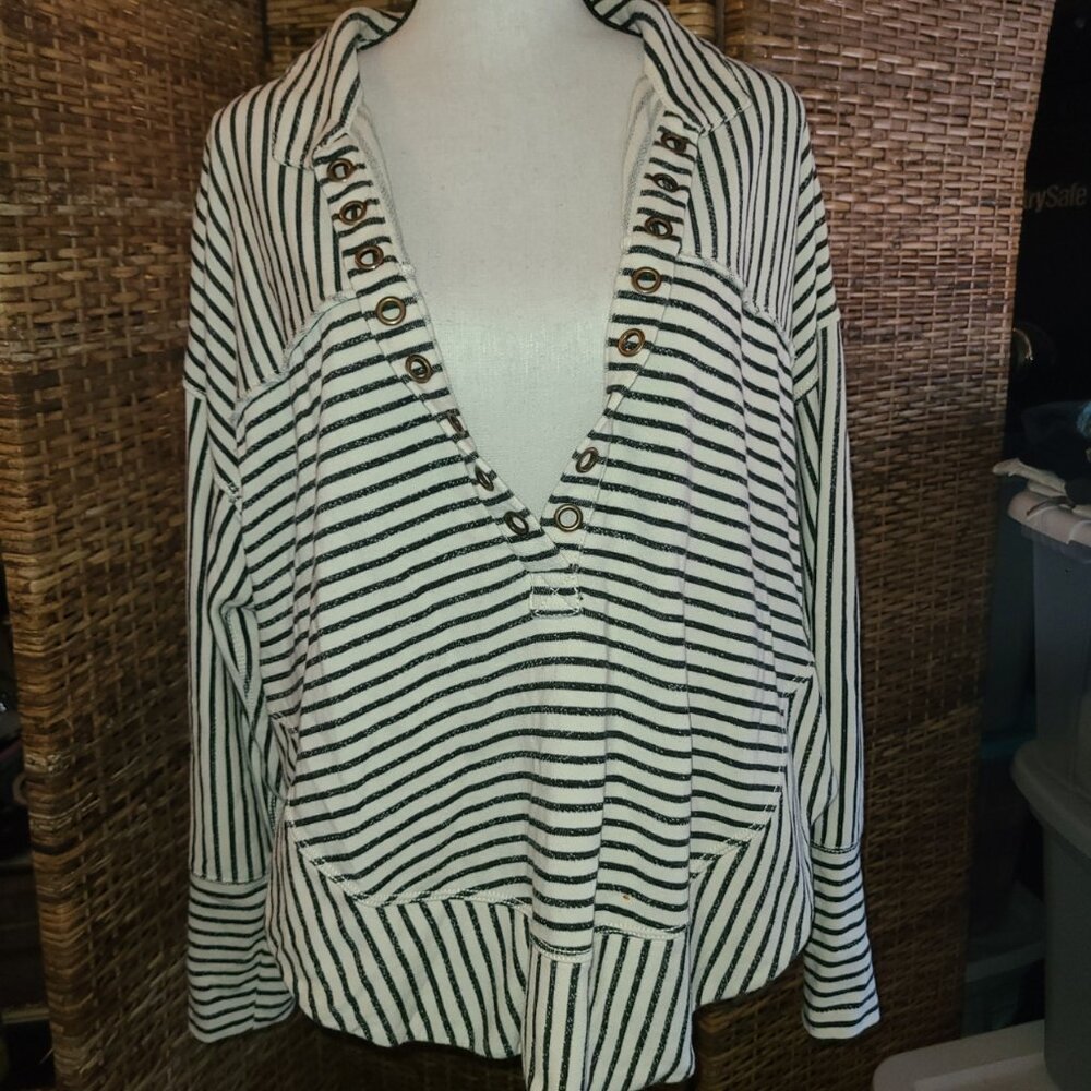 Anthropologie PILCRO Womens Striped Sweatshirt MP Pullover Black White Oversize